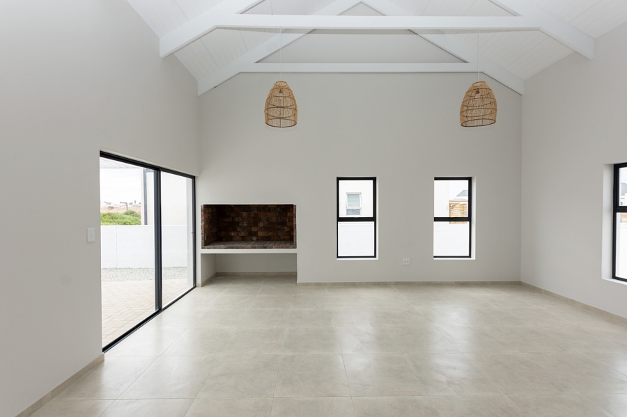 2 Bedroom Property for Sale in Brittania Beach Estate Western Cape